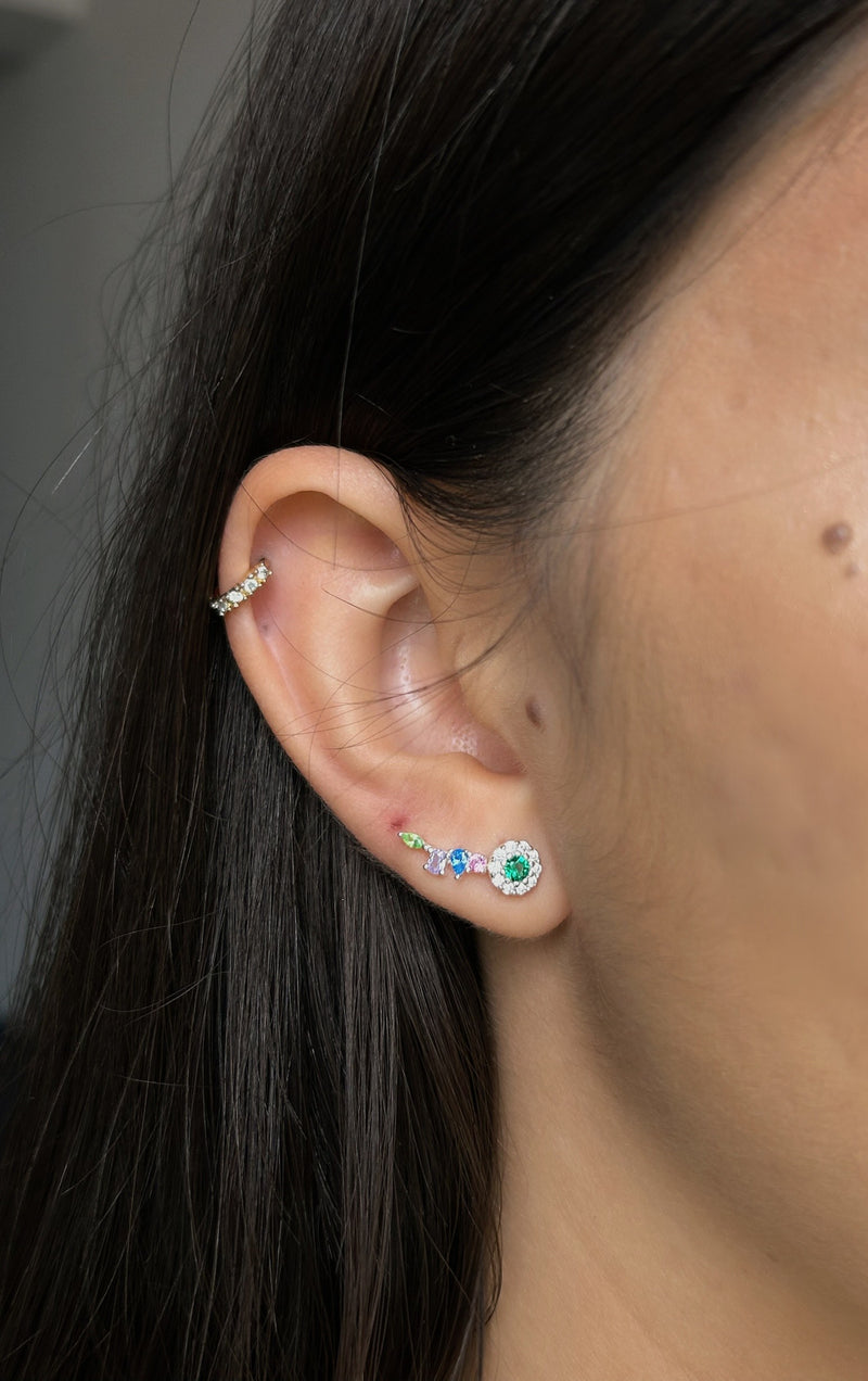 Brinco ponto de luz esmeralda